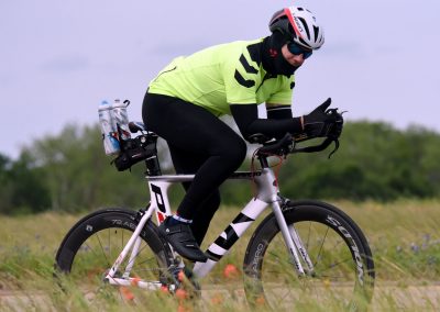 Optimized Alt Text: Mountain biking on scenic trail with high-performance bicycle and gear.