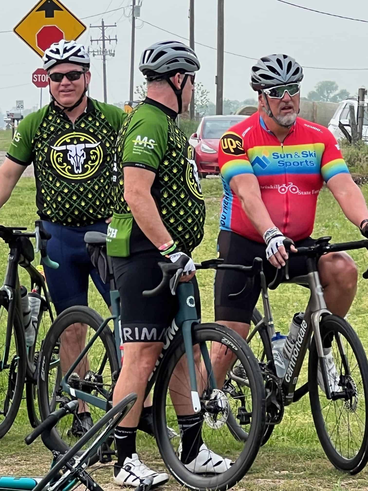 Vintage cycling group at Bluebonnet Express event, showcasing outdoor cycling and bike race enthusiasts.
